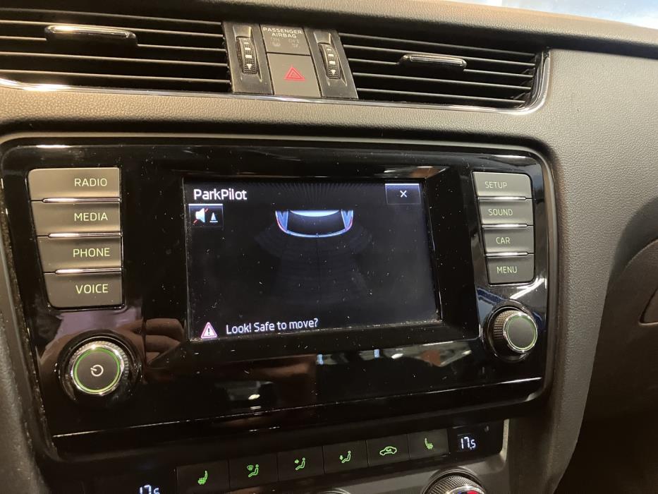 SKODA Octavia 2015