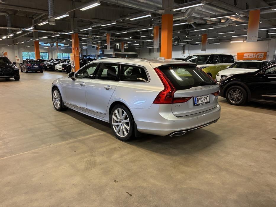 VOLVO V90 2020
