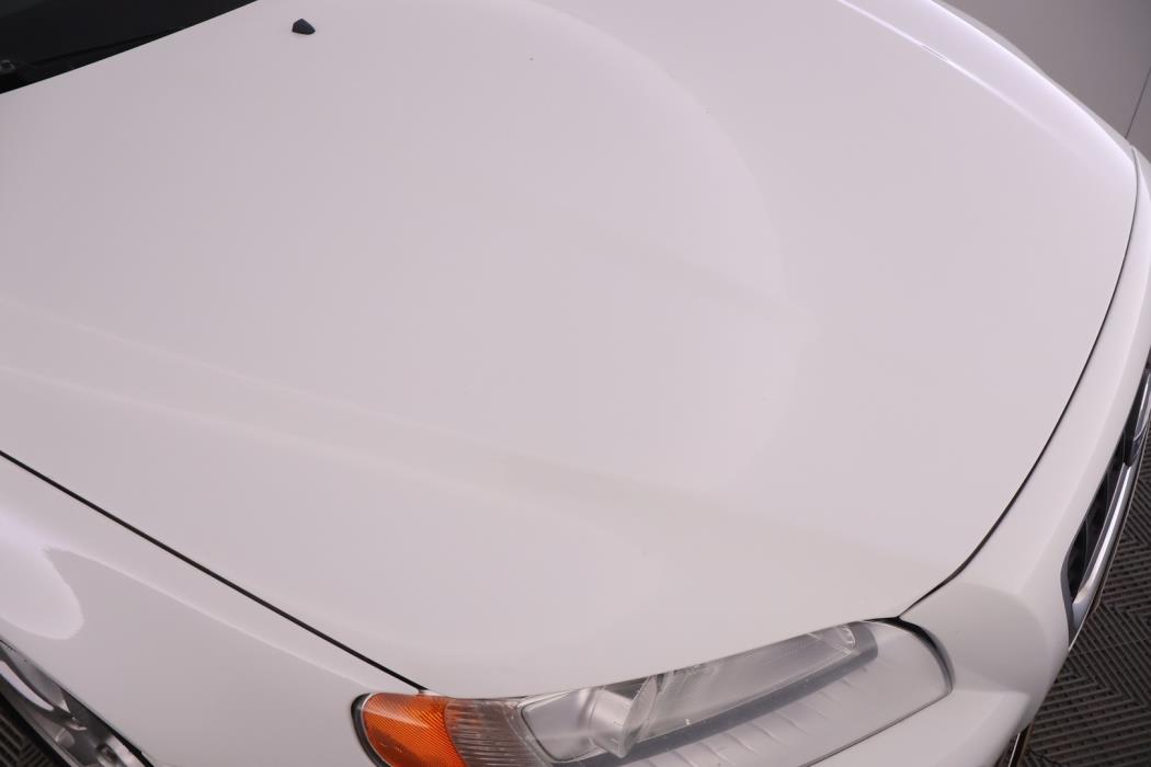 VOLVO V70 2010