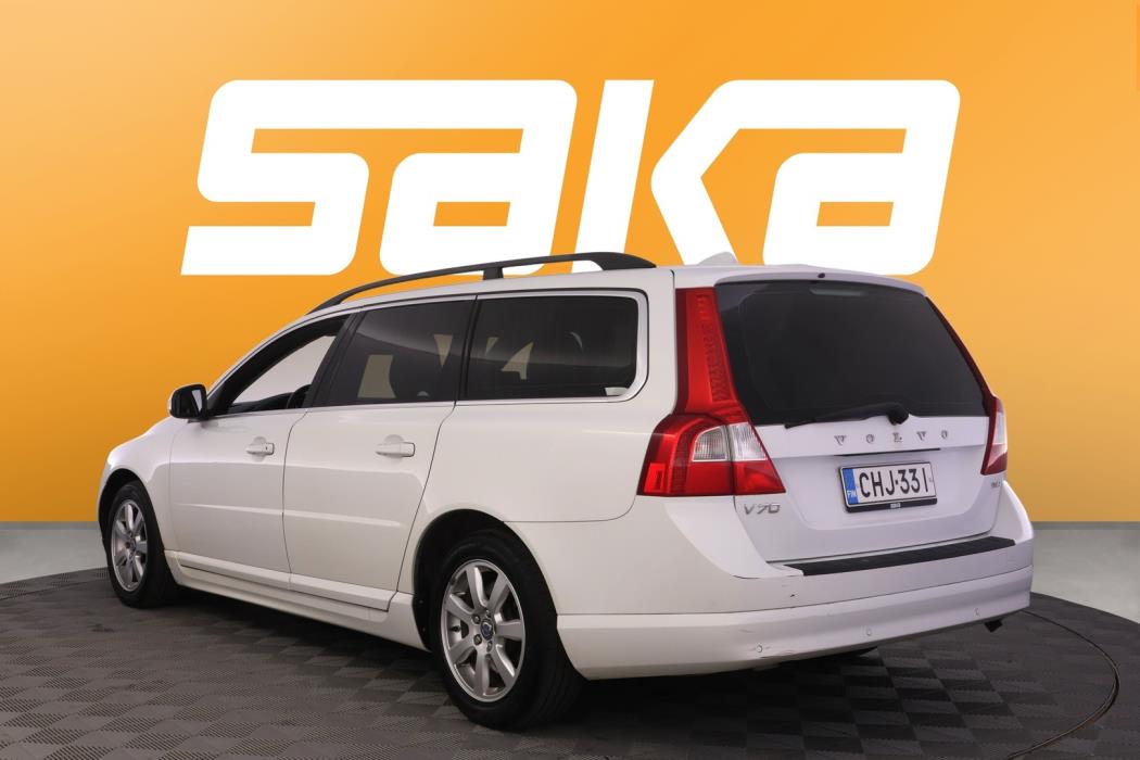 VOLVO V70 2010