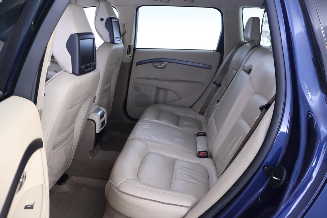 VOLVO V70 2012