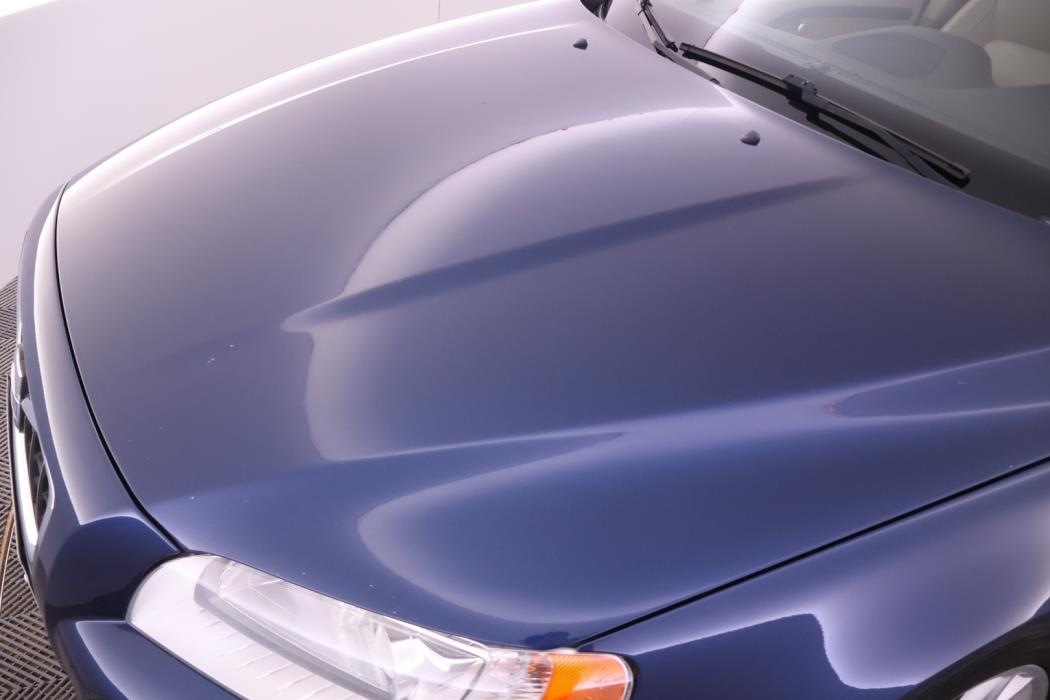 VOLVO V70 2012
