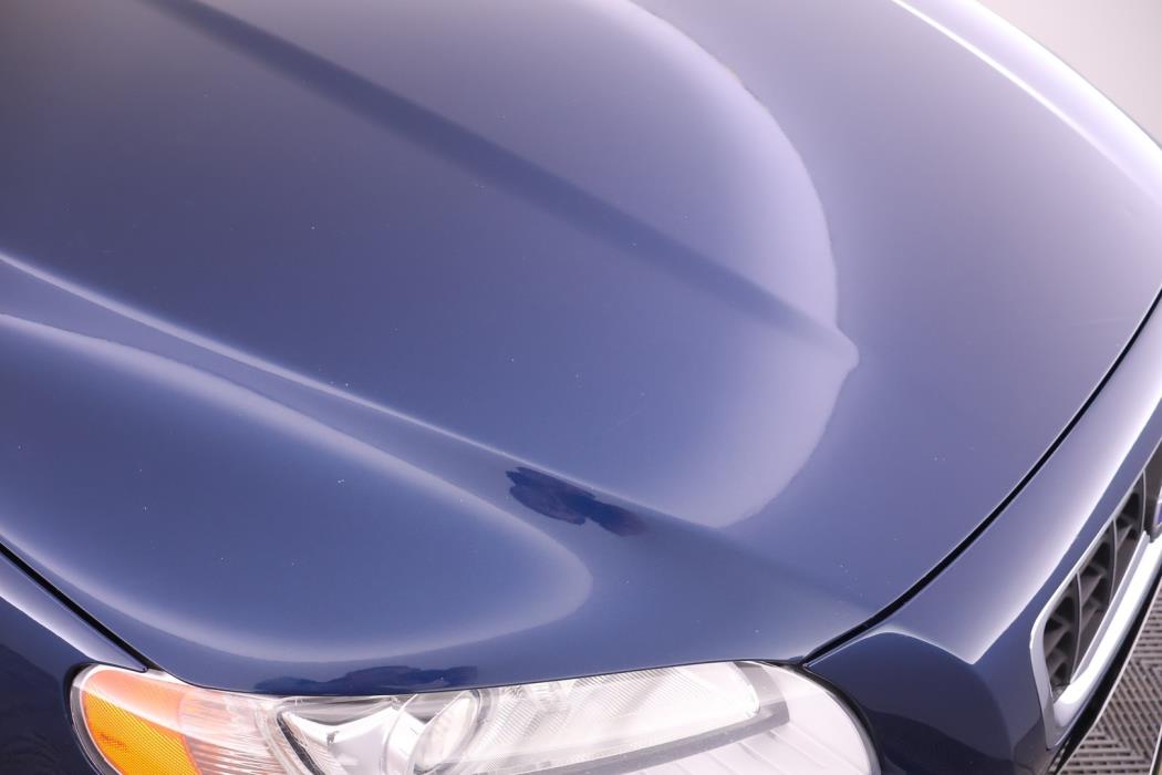 VOLVO V70 2012