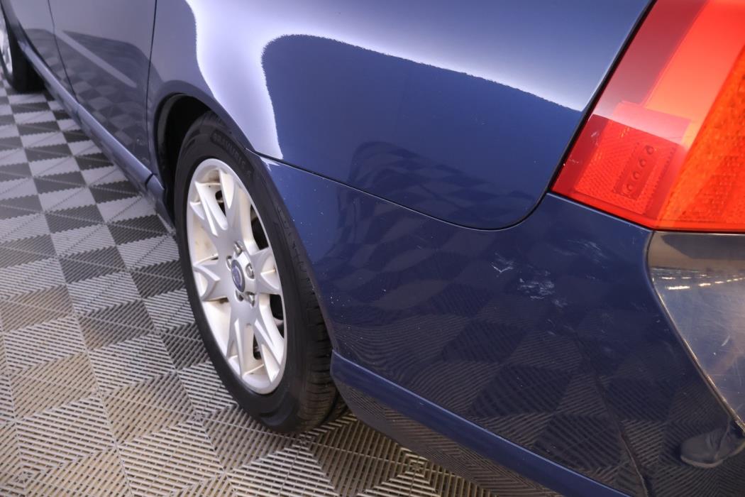 VOLVO V70 2012