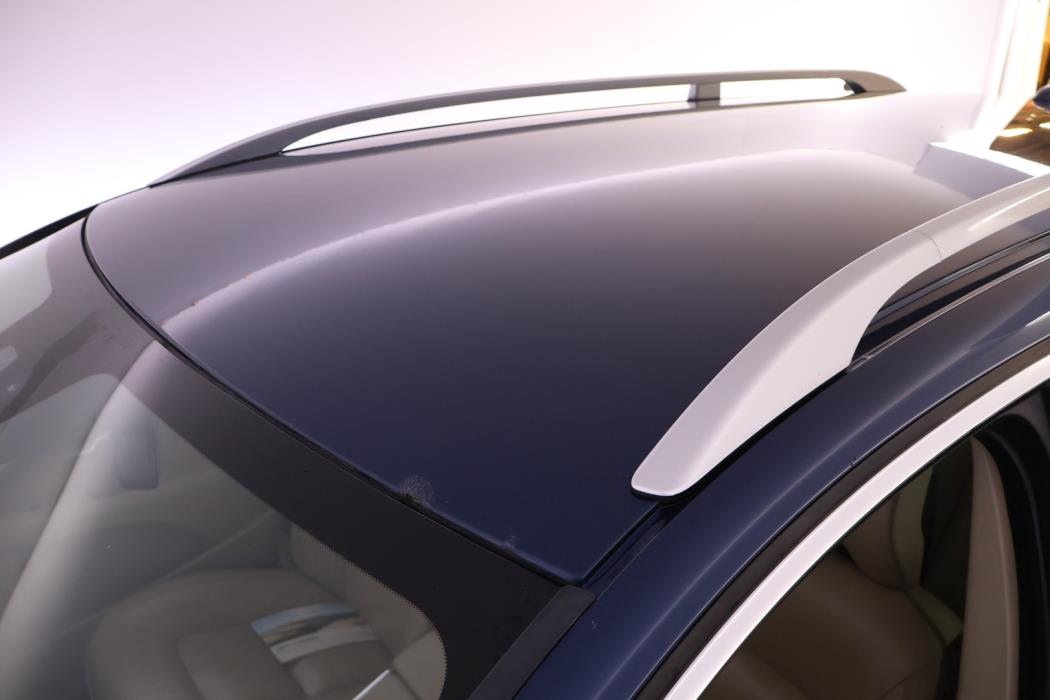 VOLVO V70 2012