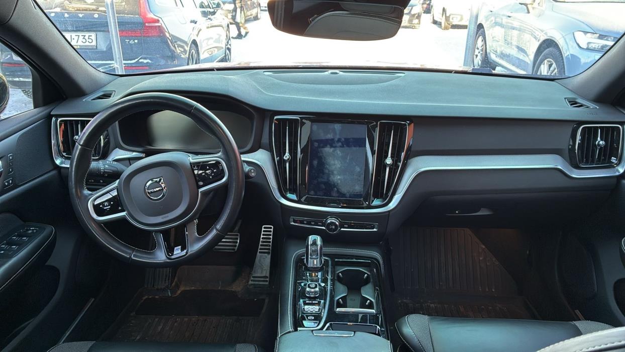 VOLVO V60 2019