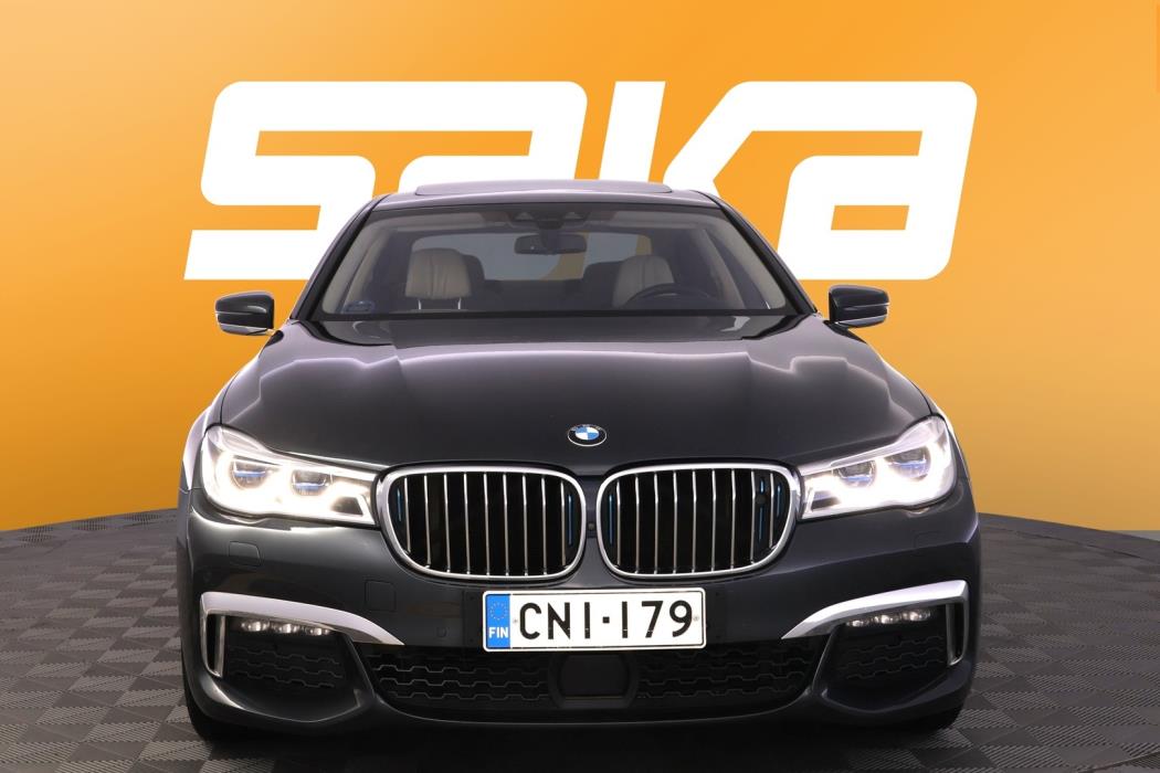 BMW 740 2018