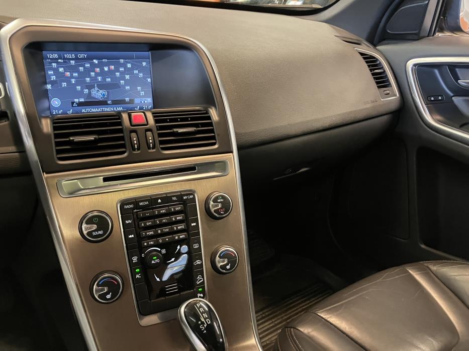 VOLVO XC60 2013