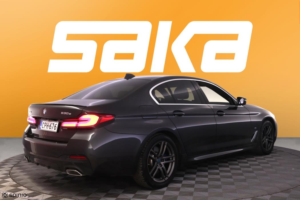BMW 530 2021