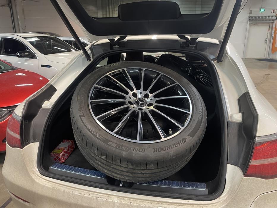 MERCEDES-BENZ GLC 2018