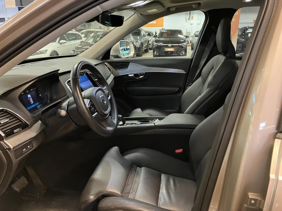 VOLVO XC90 2023