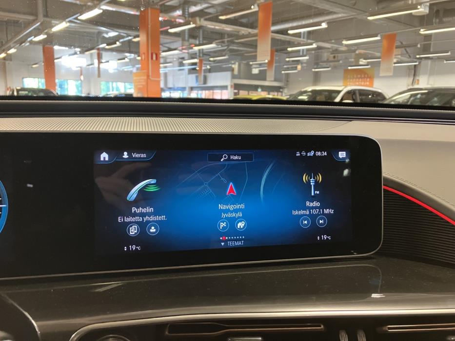 MERCEDES-BENZ EQC 2020