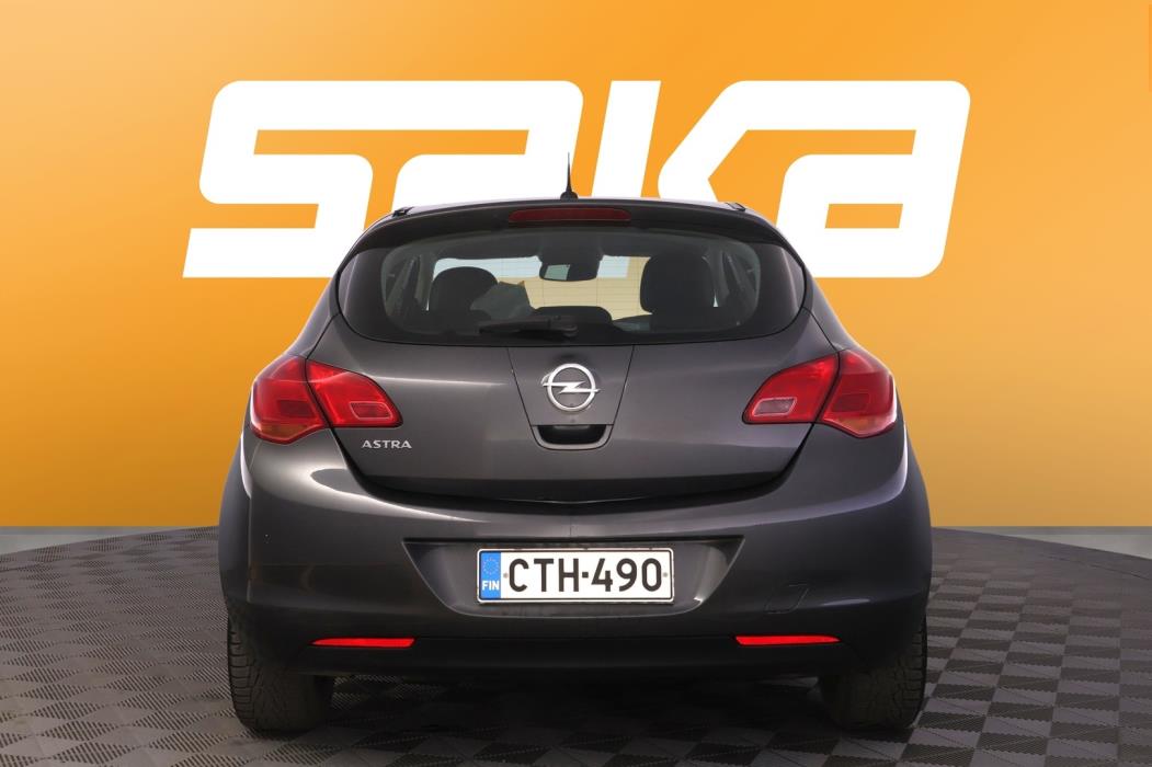 OPEL Astra 2010