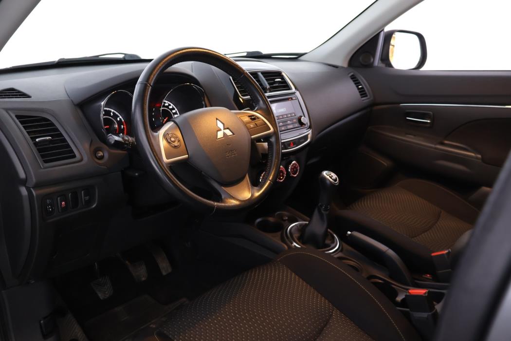 MITSUBISHI ASX 2015