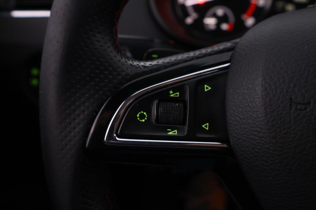 SKODA Octavia 2015