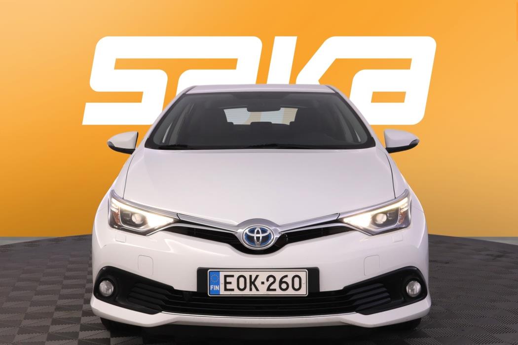 TOYOTA Auris 2017