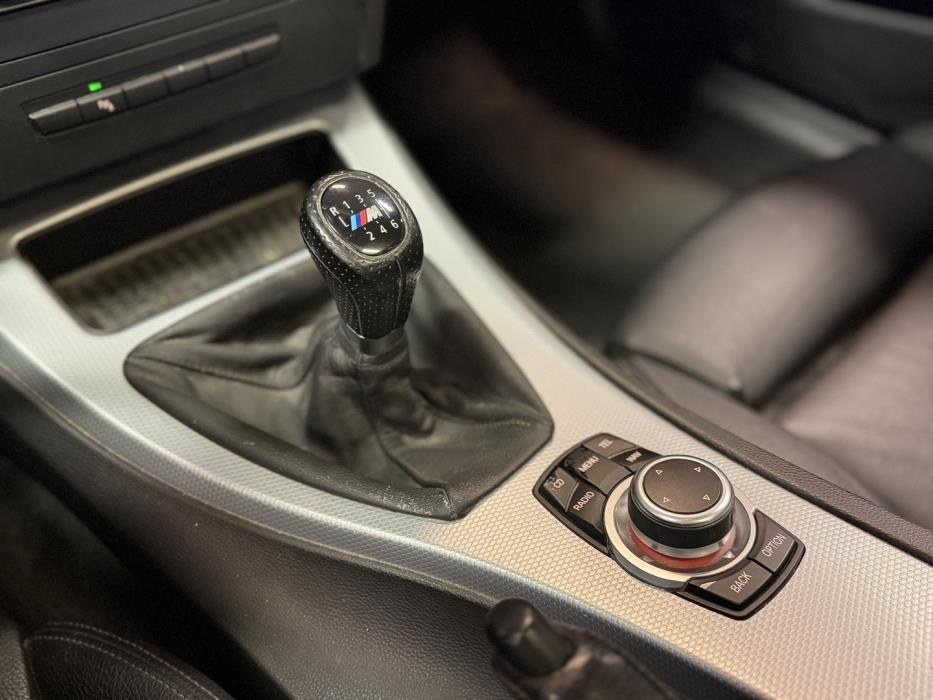 BMW 325 2010