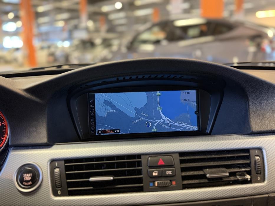 BMW 325 2010