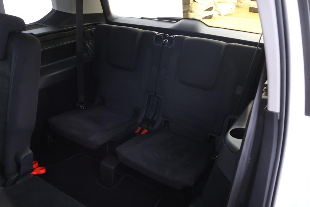 VOLKSWAGEN Touran 2019