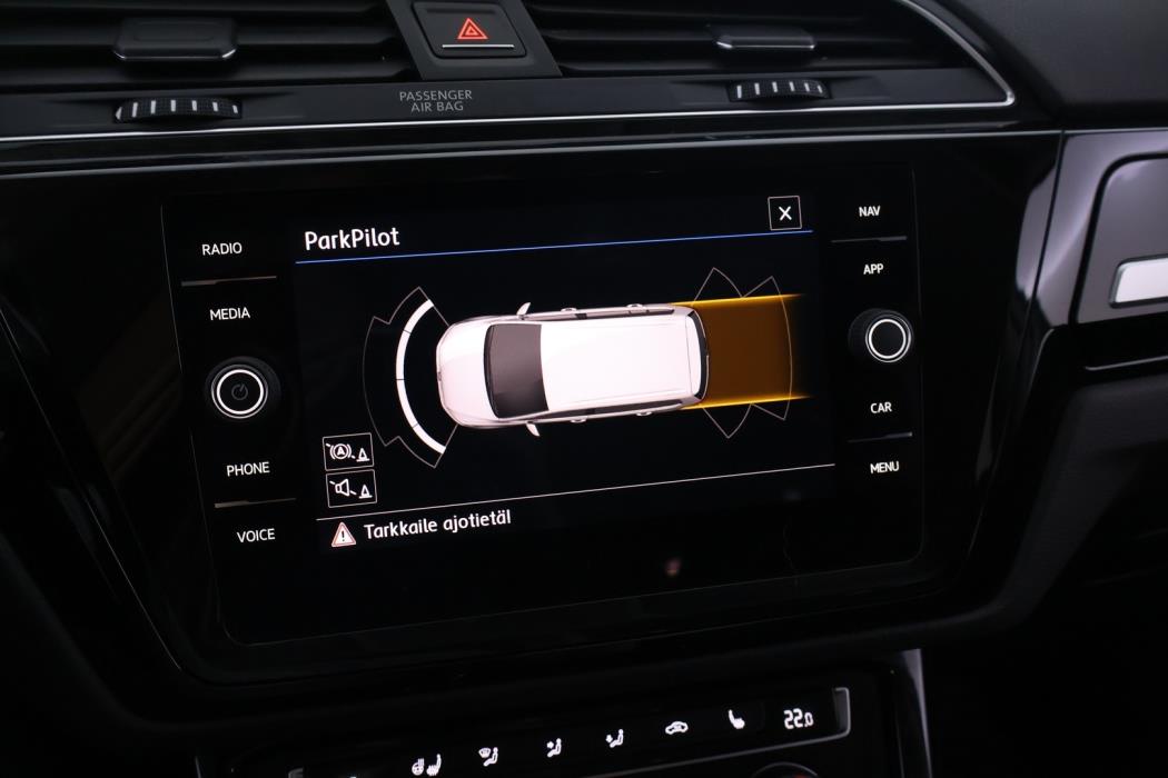VOLKSWAGEN Touran 2019