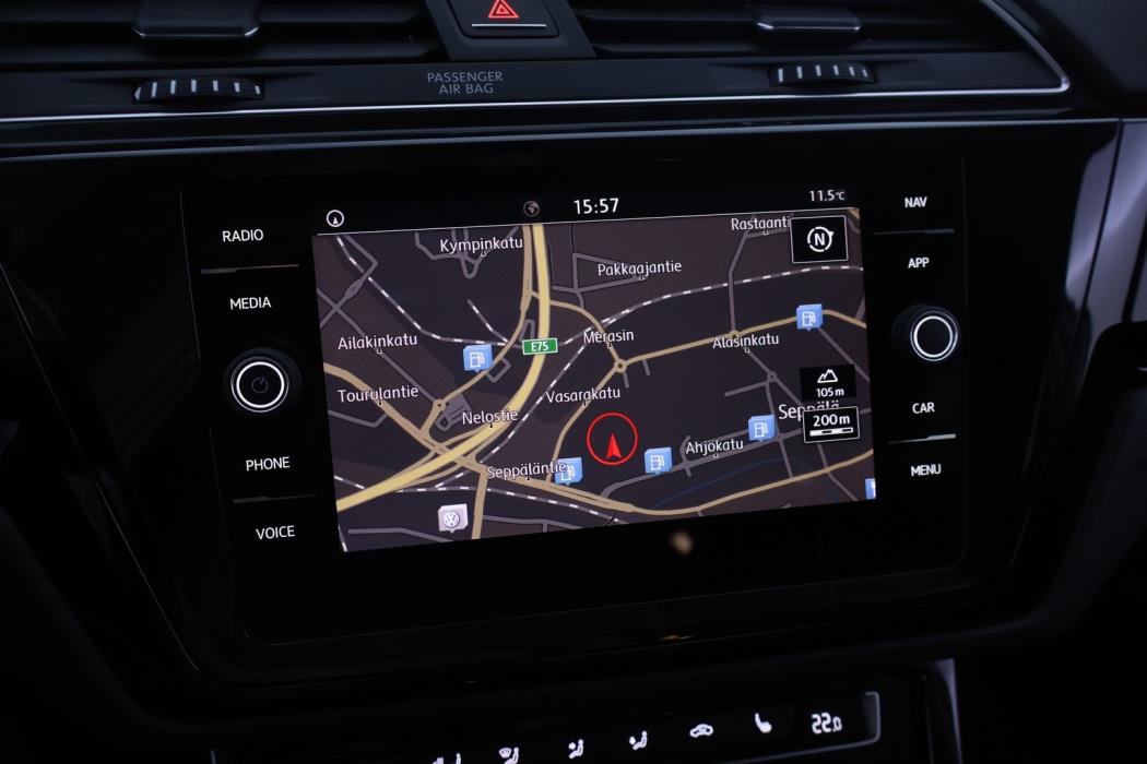 VOLKSWAGEN Touran 2019