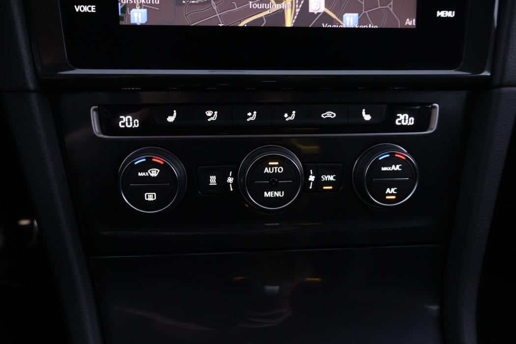 VOLKSWAGEN Golf 2020