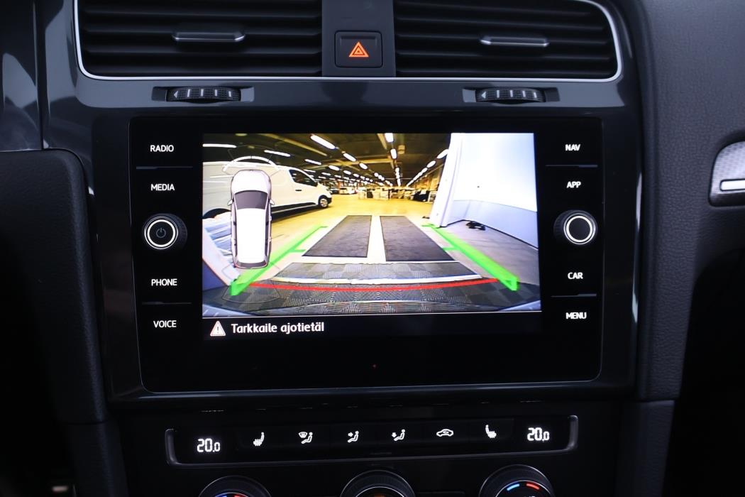 VOLKSWAGEN Golf 2020