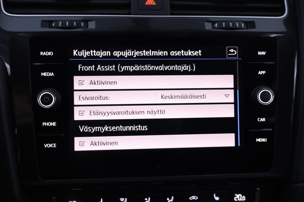 VOLKSWAGEN Golf 2020