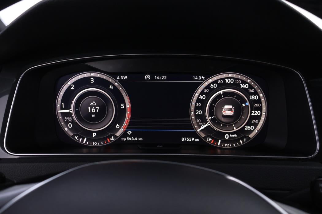 VOLKSWAGEN Golf 2020