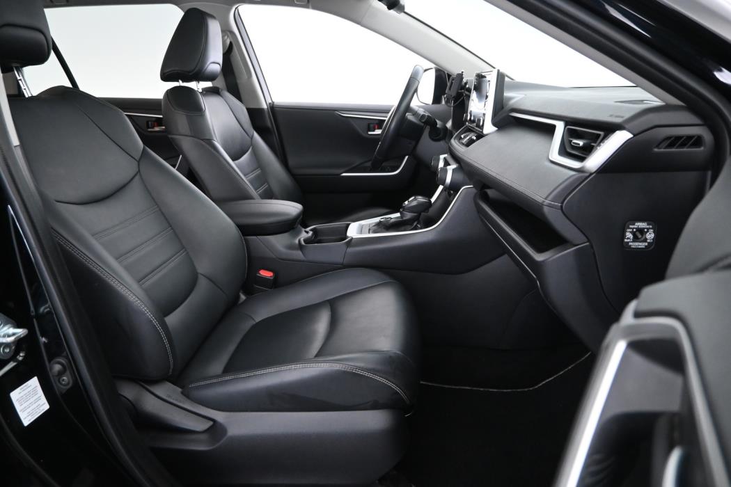 TOYOTA RAV4 2020