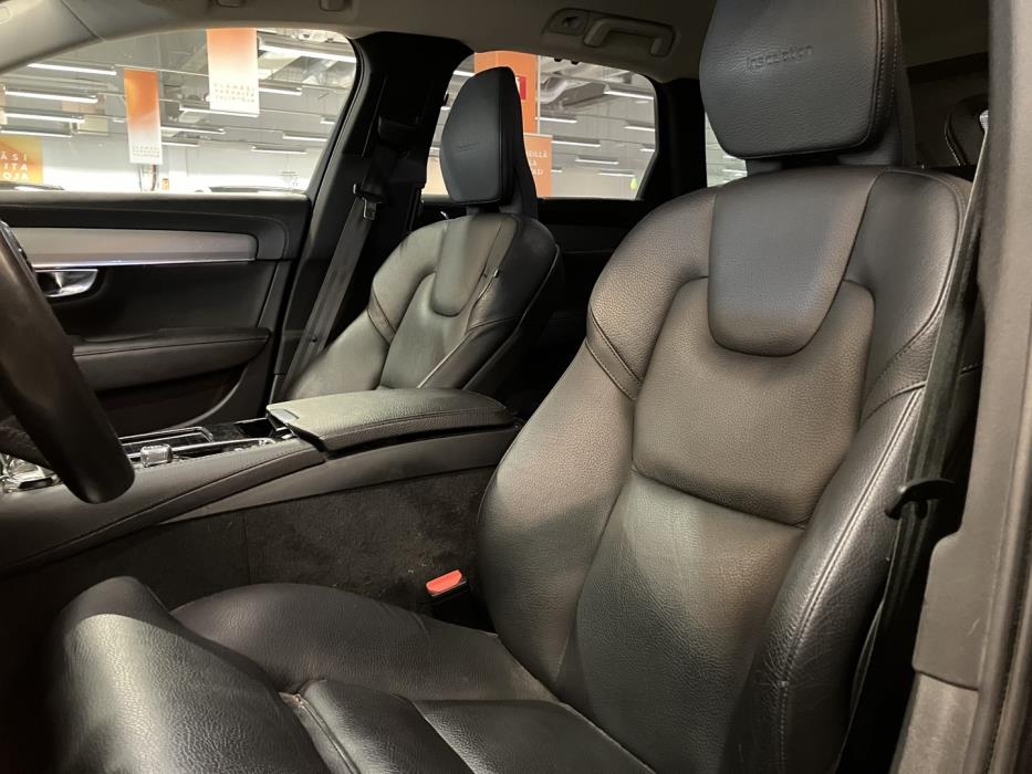 VOLVO V90 2019