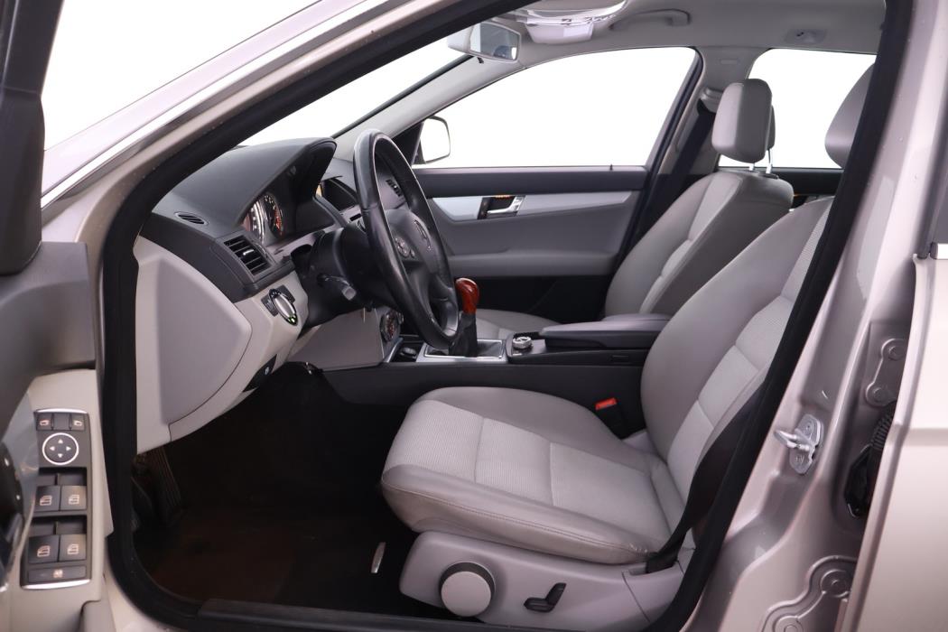 MERCEDES-BENZ C 2008