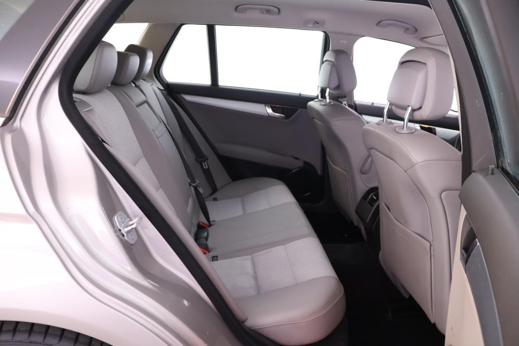MERCEDES-BENZ C 2008