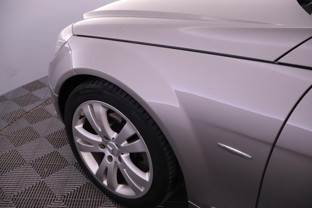 MERCEDES-BENZ C 2008