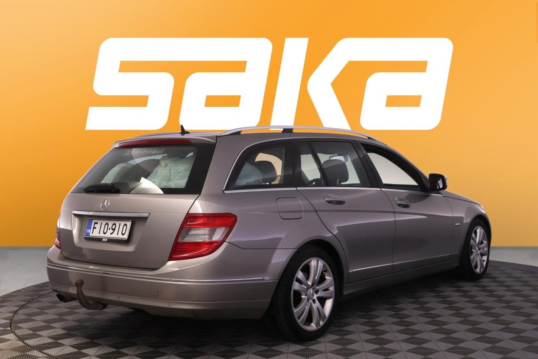 MERCEDES-BENZ C 2008