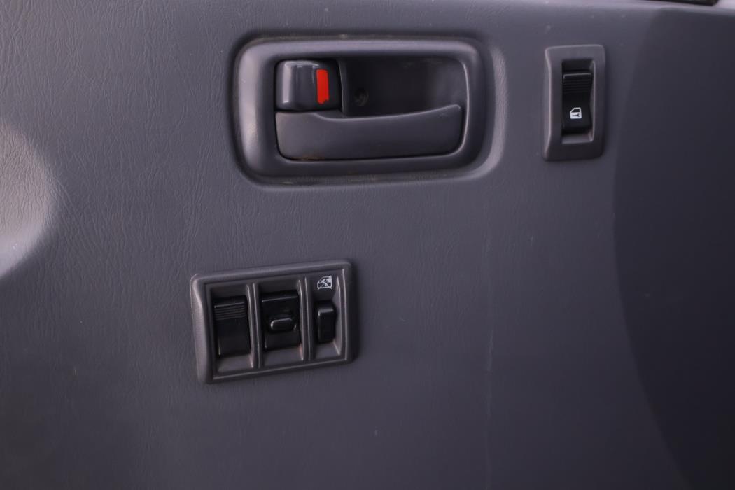 TOYOTA Hiace 2007