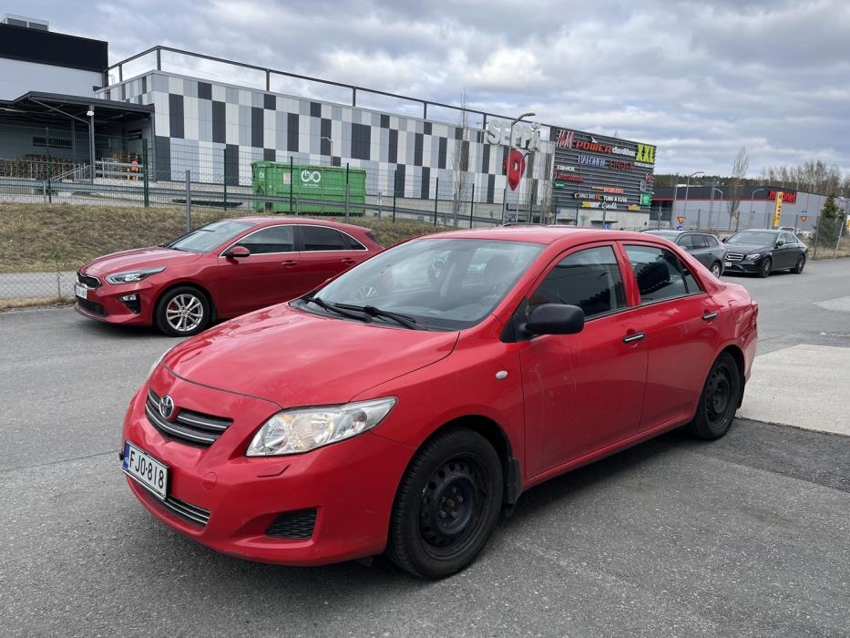 TOYOTA Corolla 2011