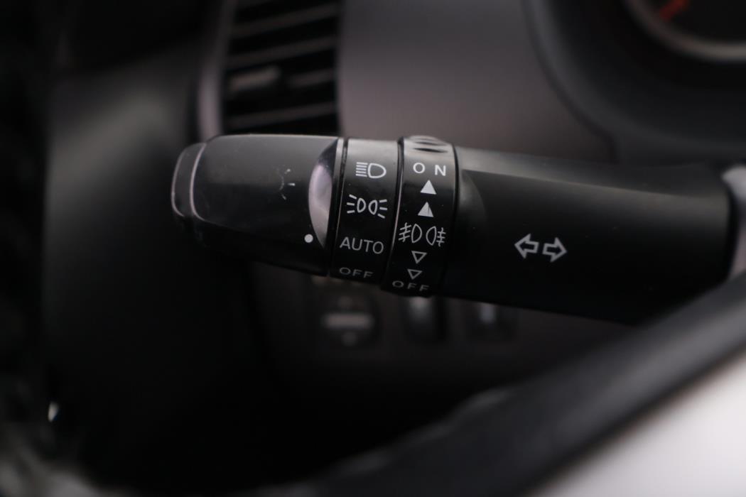 MITSUBISHI L200 2014