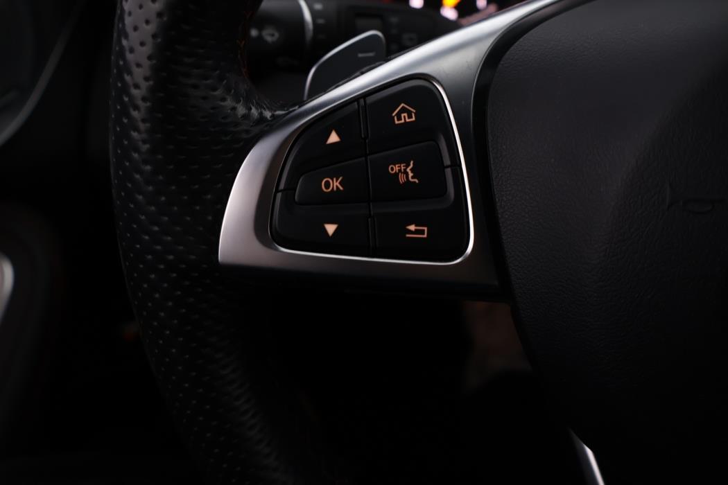 MERCEDES-BENZ C 43 AMG 2017