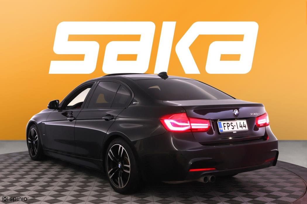 BMW 330 2017