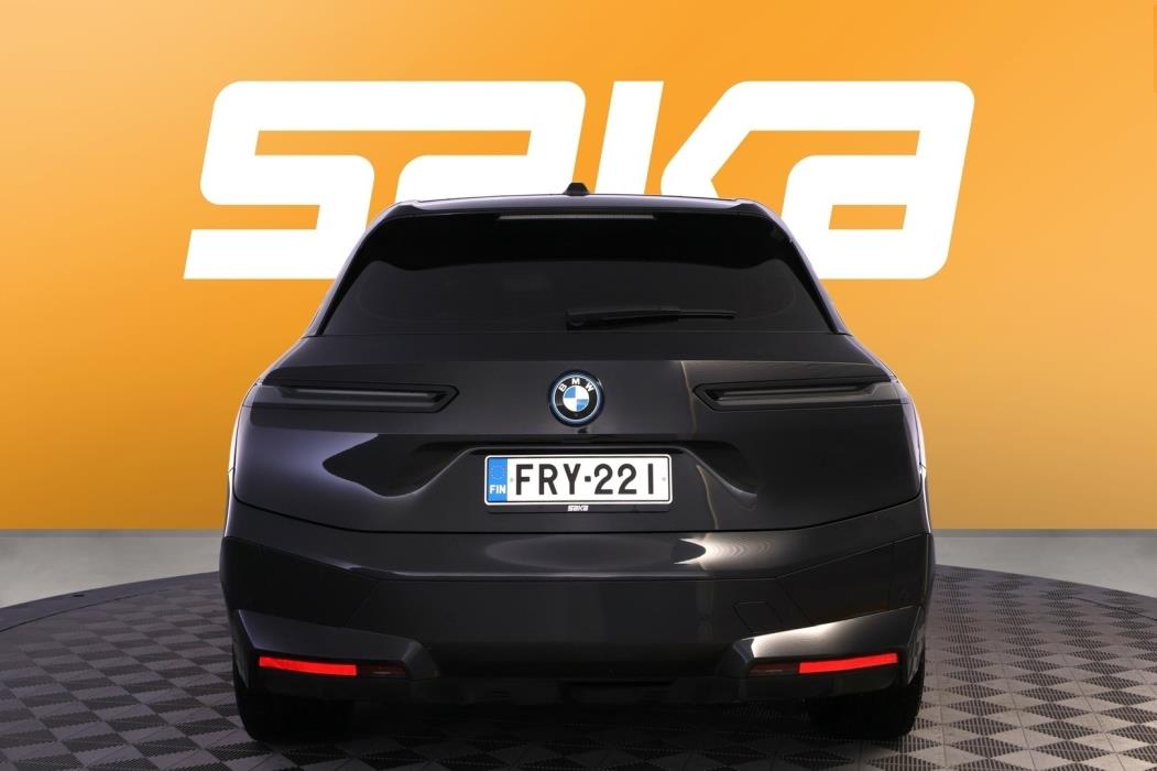 BMW iX 2022