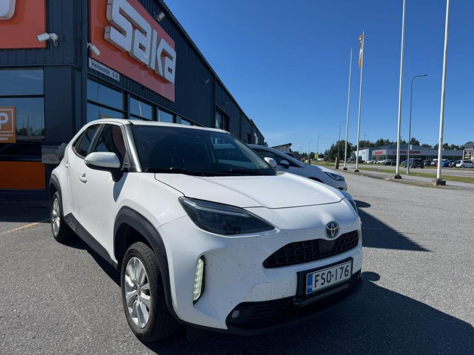 TOYOTA Yaris Cross 2023