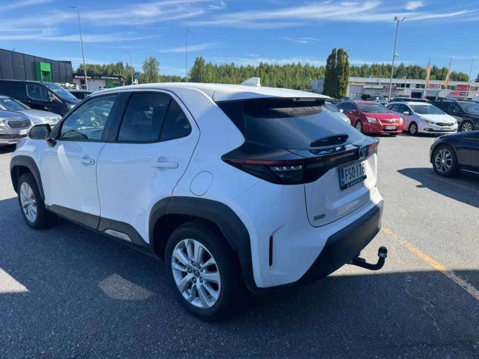 TOYOTA Yaris Cross 2023