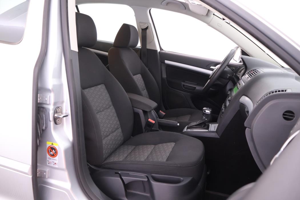 SKODA Octavia 2011