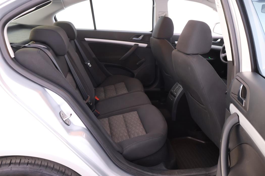 SKODA Octavia 2011