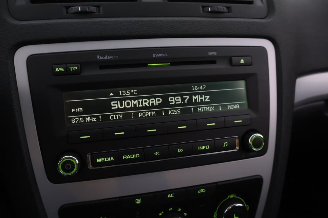 SKODA Octavia 2011