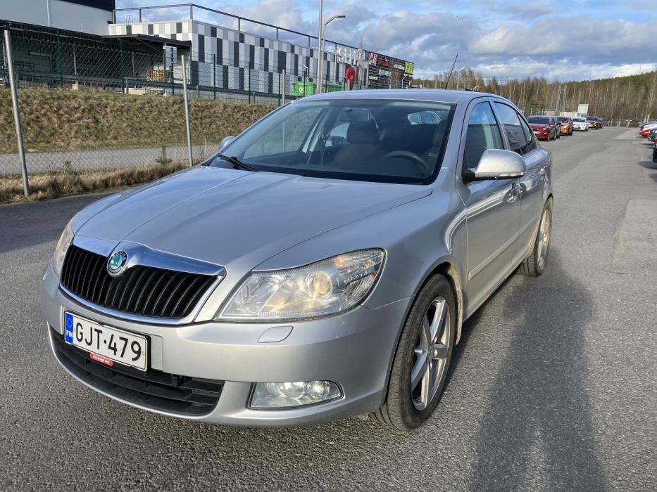 SKODA Octavia 2011