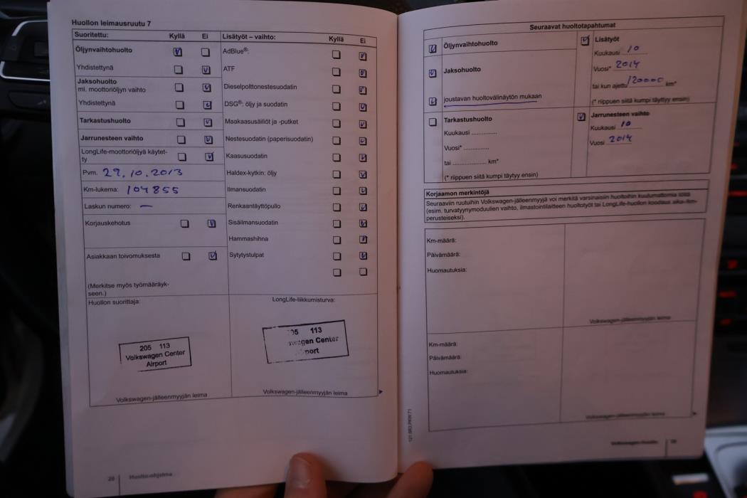 VOLKSWAGEN Passat 2011