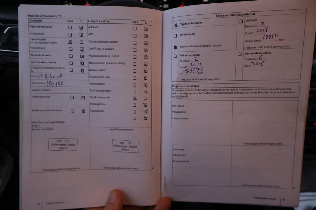 VOLKSWAGEN Passat 2011