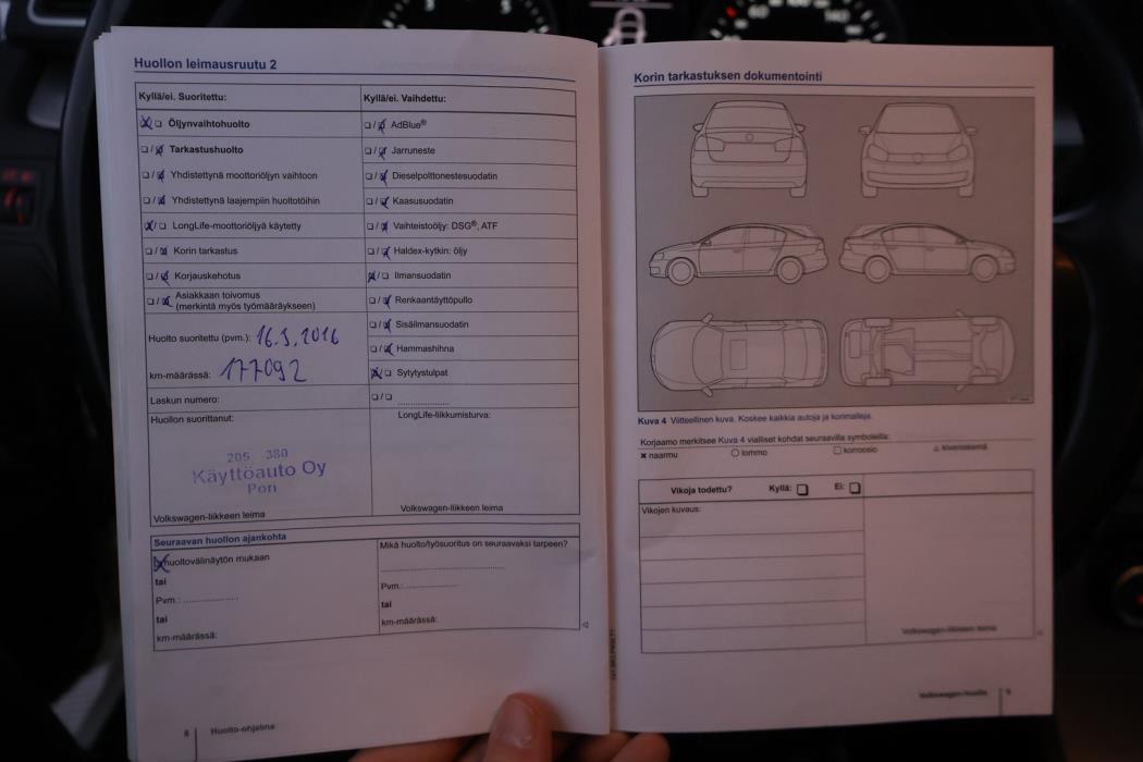 VOLKSWAGEN Passat 2011